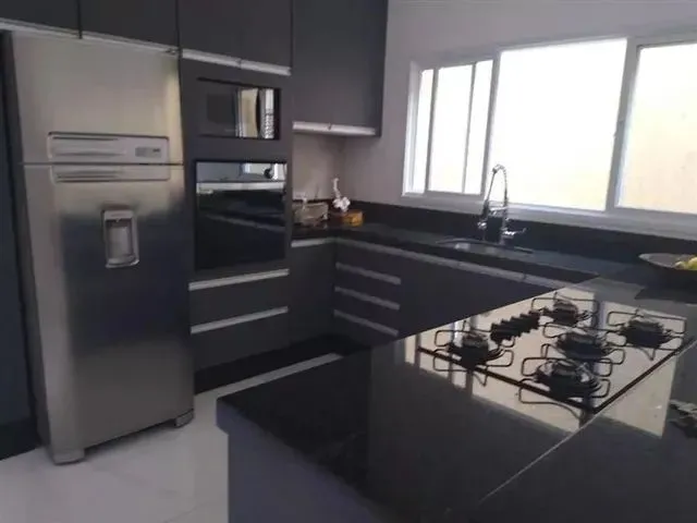 Imagem 4: Casa Casa com 3 dormitórios