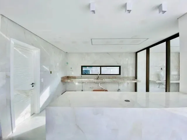 Imagem 7: Casa com 5 Suítes, Azur, Vista Lago, Centro Eusébio