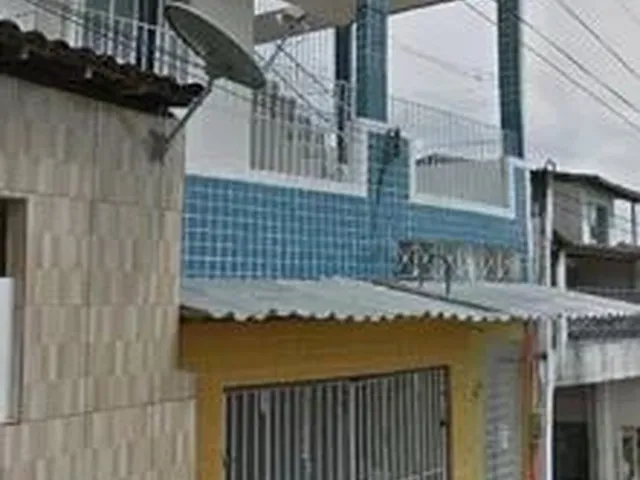 Imagem: Vende-Se Casa com Térreo, 1° e 2° Andar