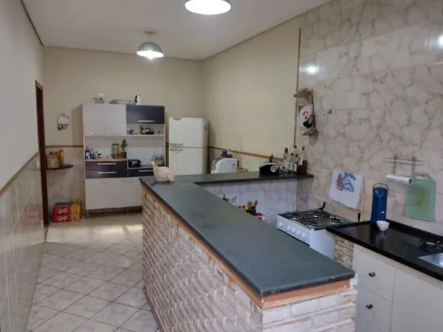Imagem: A casa em condomínio possui 3 Dormitórios, 1 Suíte, 3
