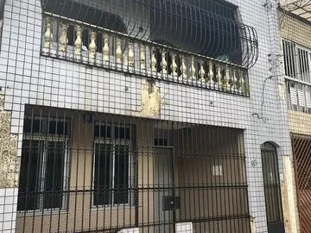 Imagem: Casa com 2 Quartos para Alugar no Bairro