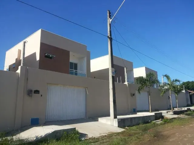 Imagem 2: Alugo Casa Nova 95M2 no Eusébio 3 Quartos Suíte 3 Banheiros por Trás do Shopping