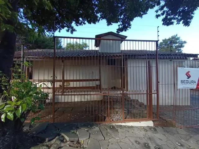 Imagem 4: Casa Térrea com Amplo Pátio Ref: C1417