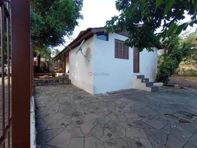 Imagem 2: Casa Térrea com Amplo Pátio Ref: C1417