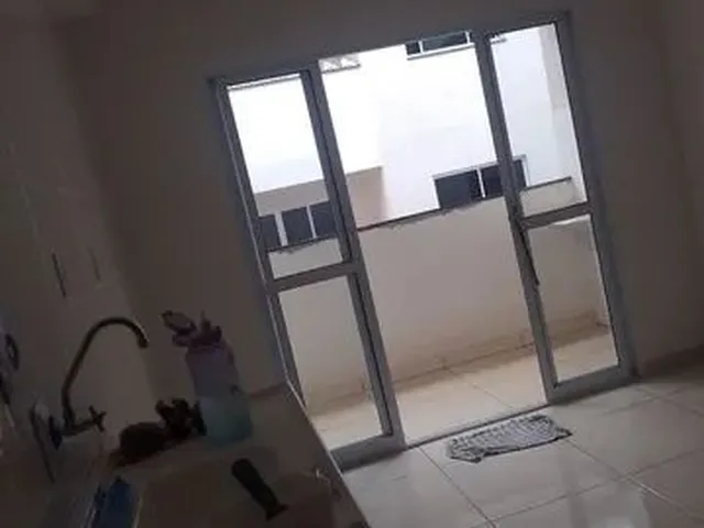 Imagem: Alugo Apartamento 2 Quartos com Varanda