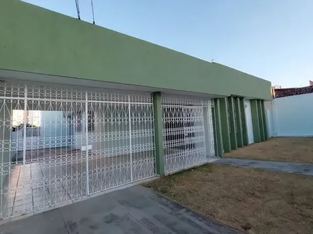 Imagem 14: Casa para Aluguel Tem 202 Metros Quadrados com 3 Quartos em Lagoa Nova - Natal - Rn