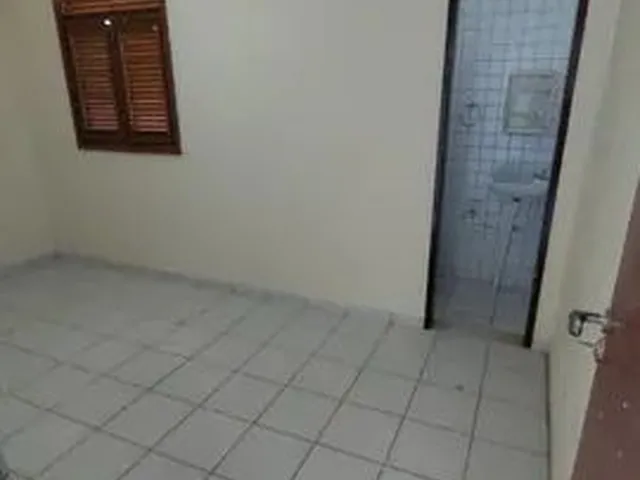 Imagem 4: Casa para Aluguel Tem 202 Metros Quadrados com 3 Quartos em Lagoa Nova - Natal - Rn