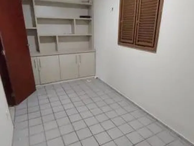 Imagem 2: Casa para Aluguel Tem 202 Metros Quadrados com 3 Quartos em Lagoa Nova - Natal - Rn