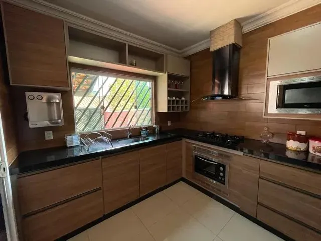 Imagem 10: Casa 3 Quartos com Área Gourmet com Churrasqueira