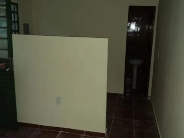 Imagem 1: Alugo Casa de Três Comodos