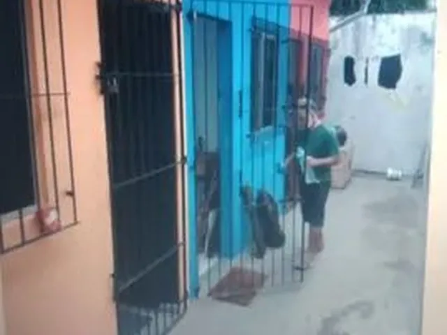Imagem: Casa em Vila Tipo Kitnet, na Tv. Carlos