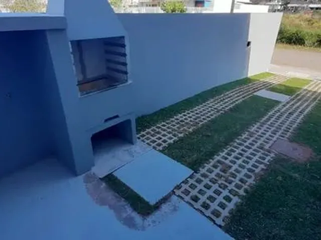 Imagem 3: Casa Nova com 2 Suítes para Alugar