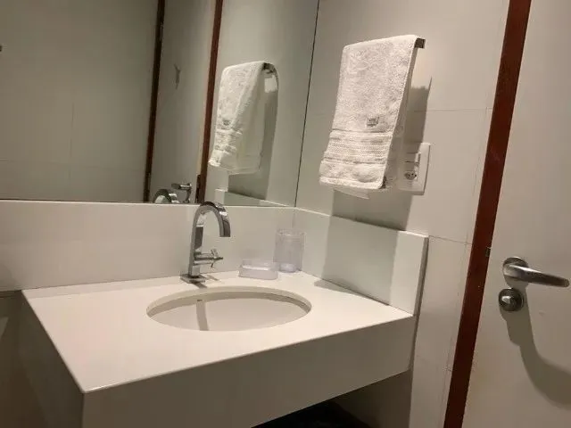 Imagem 4: Flat para Venda com 82 Metros Quadrados com 2 Quartos em Nossa Senhora do Ó - Ipojuca