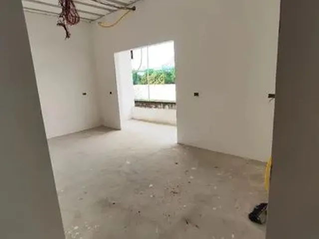 Imagem: Vendo Este Imóvel com Garagem e 2 Casas