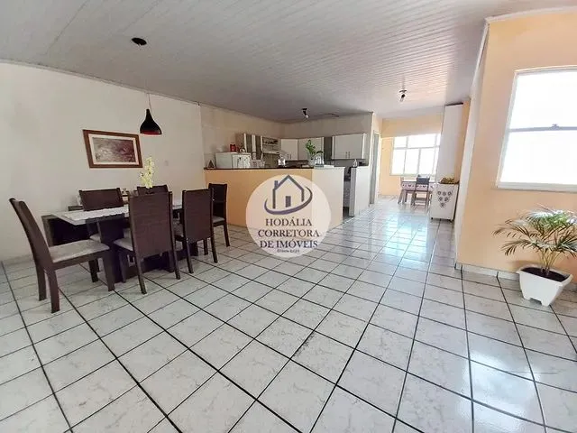 Imagem 13: Casa para Venda em Itapuã, Casal 3 Quartos (2 Suítes), Perto da Praia, Comércio Ou