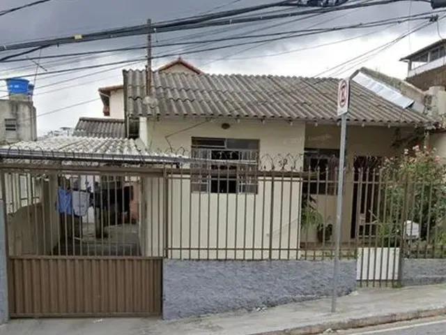Imagem: Casa com 3 Dormitórios À Venda em Contagem