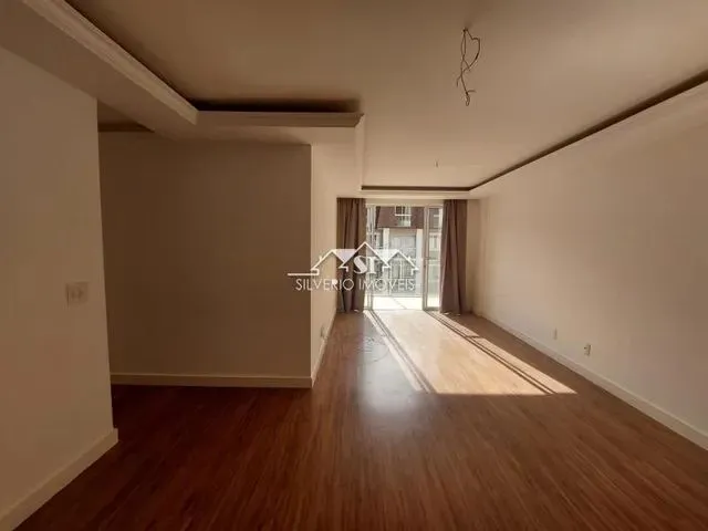 Imagem 14: Apartamento- Petrópolis, Corrêas