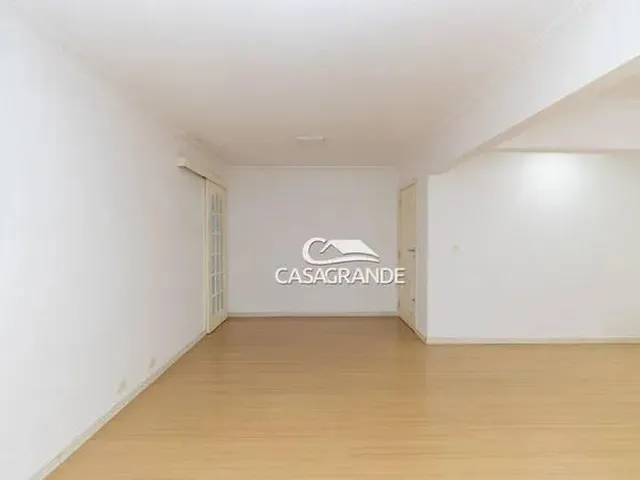 Imagem 10: Apartamento com 2 Dormitórios À Venda, 70 M² por R$ 350.000,00 - Cabral - Curitiba/Pr