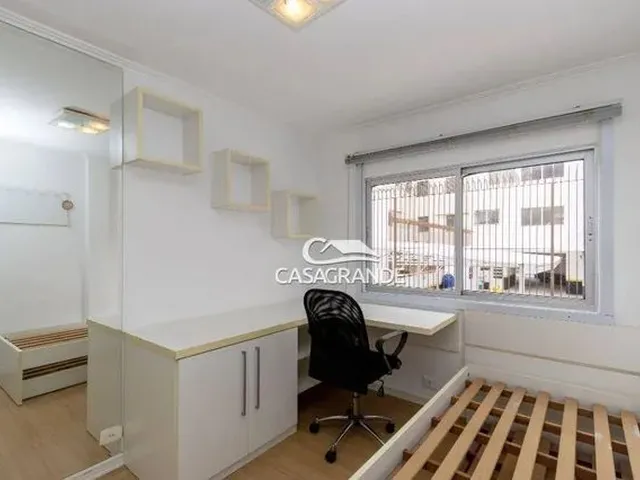 Imagem 9: Apartamento com 2 Dormitórios À Venda, 70 M² por R$ 350.000,00 - Cabral - Curitiba/Pr