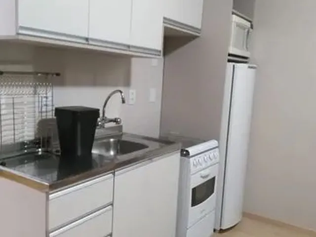 Imagem: O apartamento possui 1 Dormitório, 1 Banheiro, 1 Vaga na