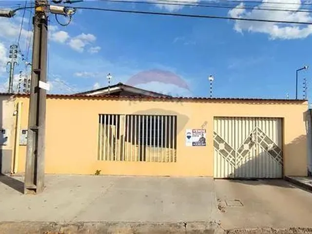 Imagem: Linda Casa com 3 Qtos, 1 Suite em Frente