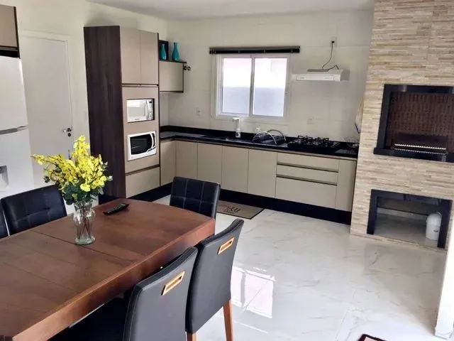 Imagem 4: Condomínio Horizontal_ com 3 Quartos À Venda por R$ 1350000.00, 150.00 M2 - Jardim