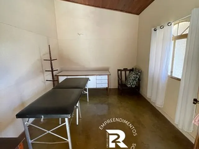 Imagem 15: Vendo Casa com 4 Suítes no Centro. Luzia?Nia/Go