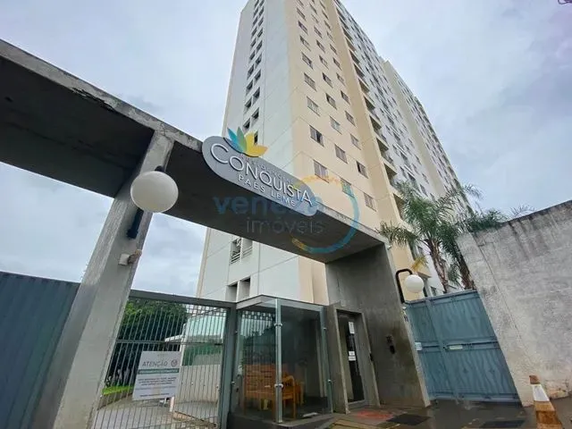 Imagem: Apartamento com 2 Quartos À Venda por R$