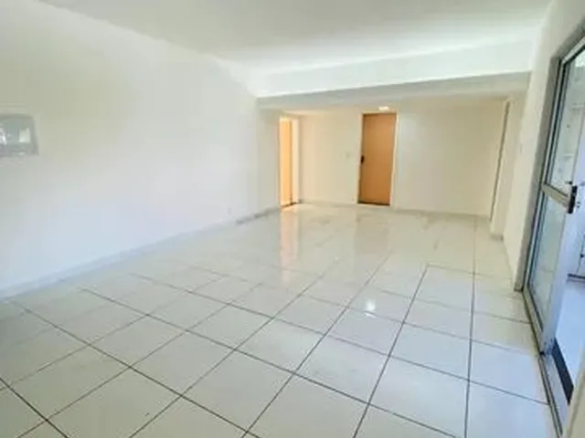 Imagem: Vende-Se Apartamento no Adrianópolis Próximo