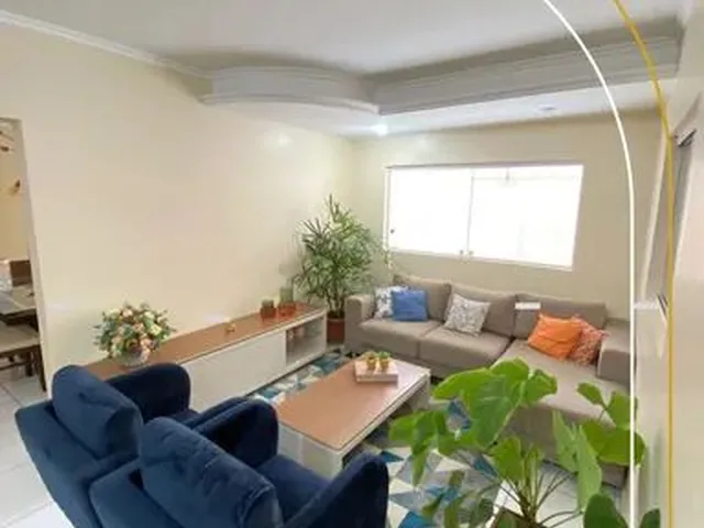 Imagem 16: Casa com 1° Andar e 4 Quartos na Gruta de Lourdes
