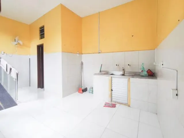 Imagem 2: Casa na Cidade Velha com 04 Quartos Sendo 02 Suites