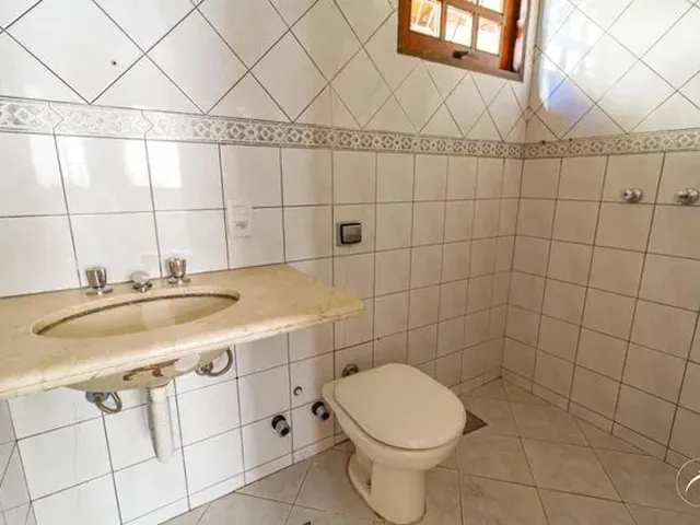 Imagem 12: Casa para Locação com 4 Quartos em Taguatinga (Norte) com 240M²