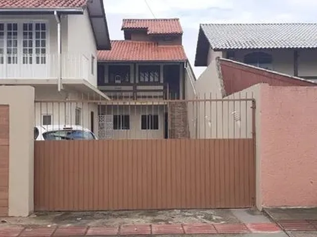 Imagem: Apartamento de 2 Dormitorios com Churrasqueira
