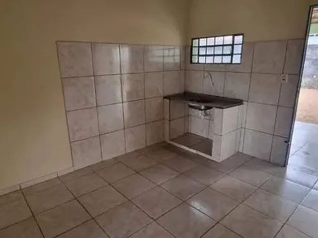 Imagem 4: Casa, Bairro: Caimbe, 02 Quartos, 02 Banheiro ( Sendo 01 com Blindex) , Garagem, Quintal