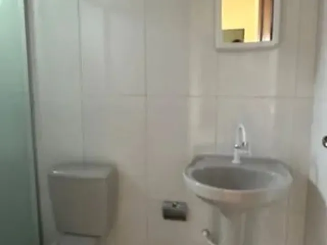 Imagem 8: Casa, Bairro: Caimbe, 02 Quartos, 02 Banheiro ( Sendo 01 com Blindex) , Garagem, Quintal