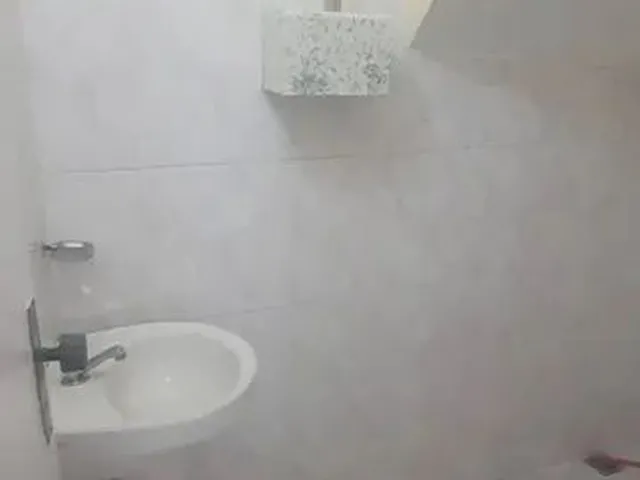 Imagem 3: Casa para Aluguel Possui 75 Metros Quadrados com 3 Quartos em Centro - Macaé - Rj