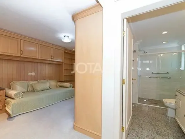Imagem 5: Curitiba - Apartamento Padrão - Batel