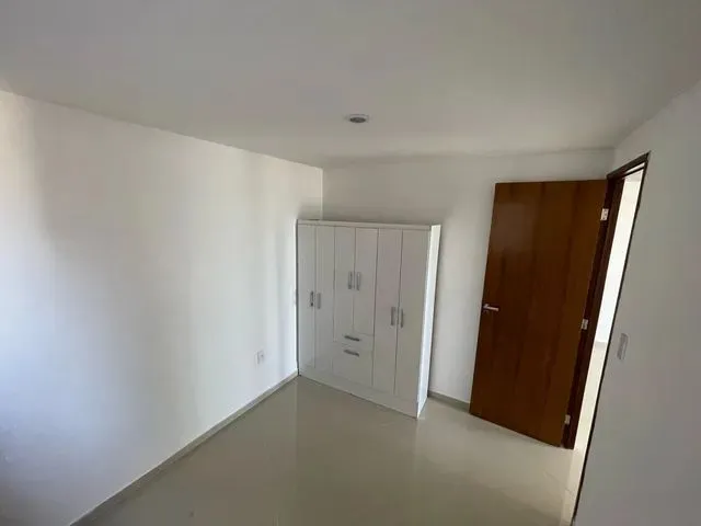 Imagem 2: Apartamento 2 Quartos, Pé na Areia