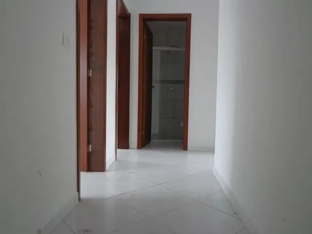 Imagem: Sobrado Três Quartos Sendo Uma Suíte Centro
