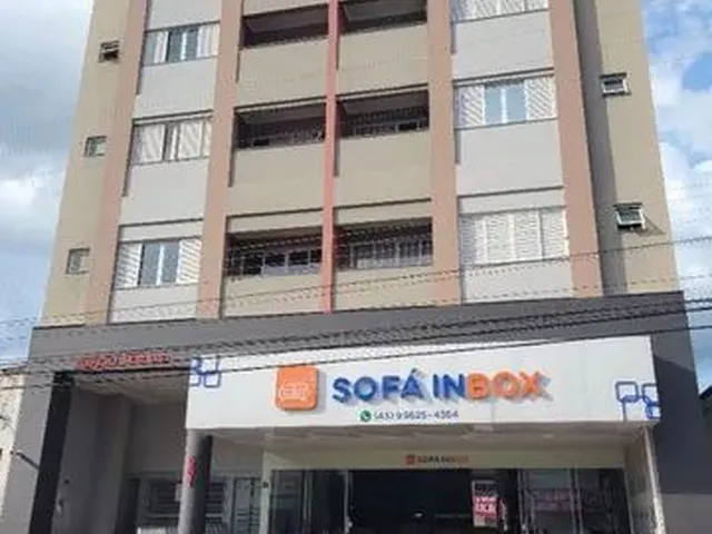 Imagem: O apartamento possui 2 Dormitórios, 1 Suíte, 2 Banheiros,