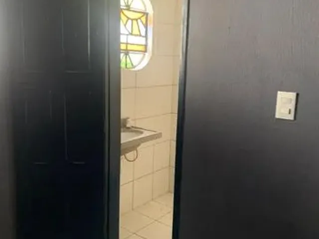 Imagem 5: Kitnet/Conjugado para Aluguel com 10 Metros Quadrados com 1 Quarto em Montese - Fortaleza