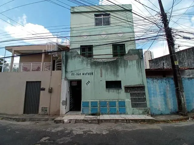 Imagem: Quitinete, Quarto com Banheiro, 3º Andar