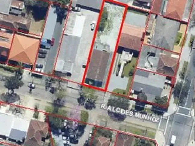 Imagem: Casa Comercial no Bairro Mercês