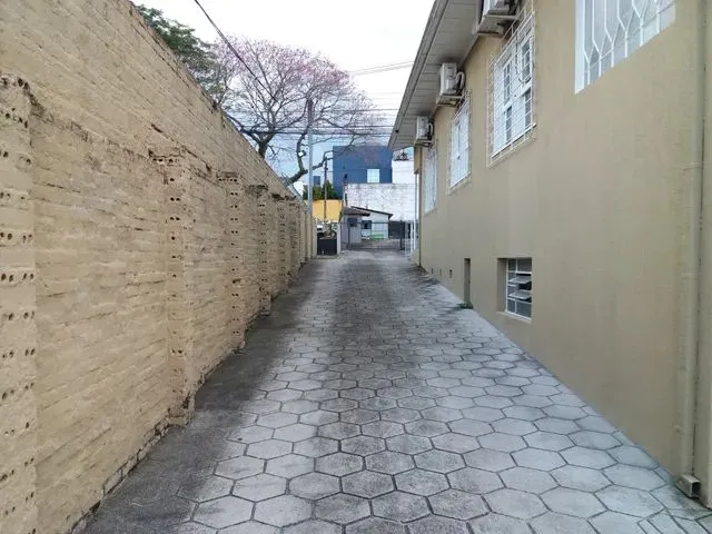 Imagem 6: Casa Comercial no Bairro Mercês
