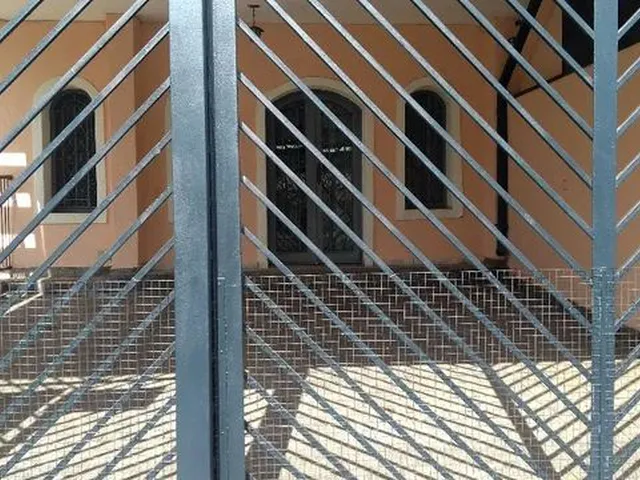 Imagem: Alugo Casa em Avenida Jardim Eulina com
