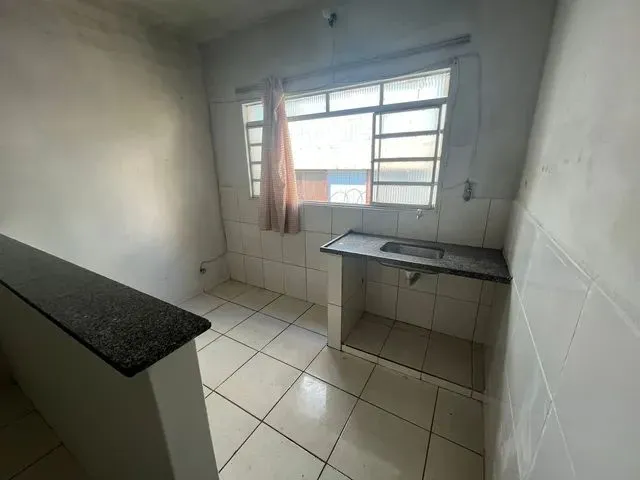 Imagem 5: Alugo Kitnet na Area Central