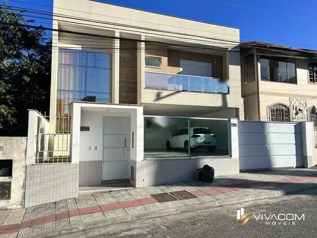 Imagem: Casa Alto Padão - São José/Sc