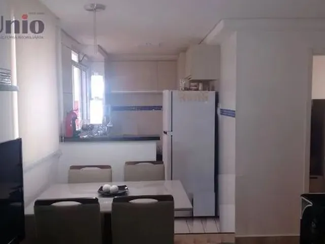 Imagem: Apartamento com 2 Dormitórios À Venda