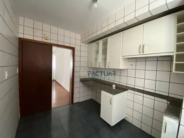 Imagem 2: Apartamento 3 Quartos para Aluguel