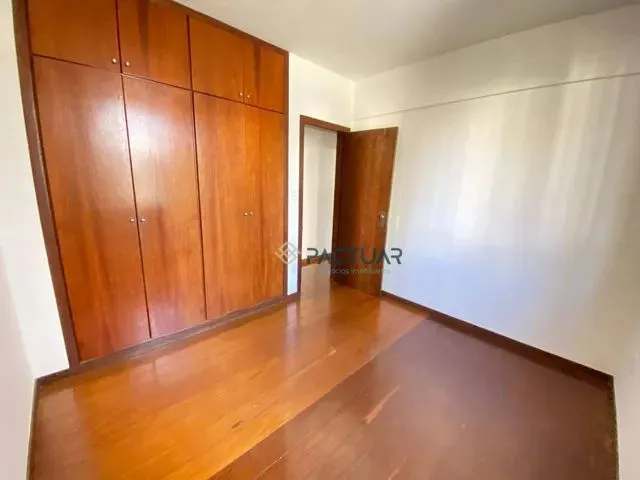 Imagem 6: Apartamento 3 Quartos para Aluguel